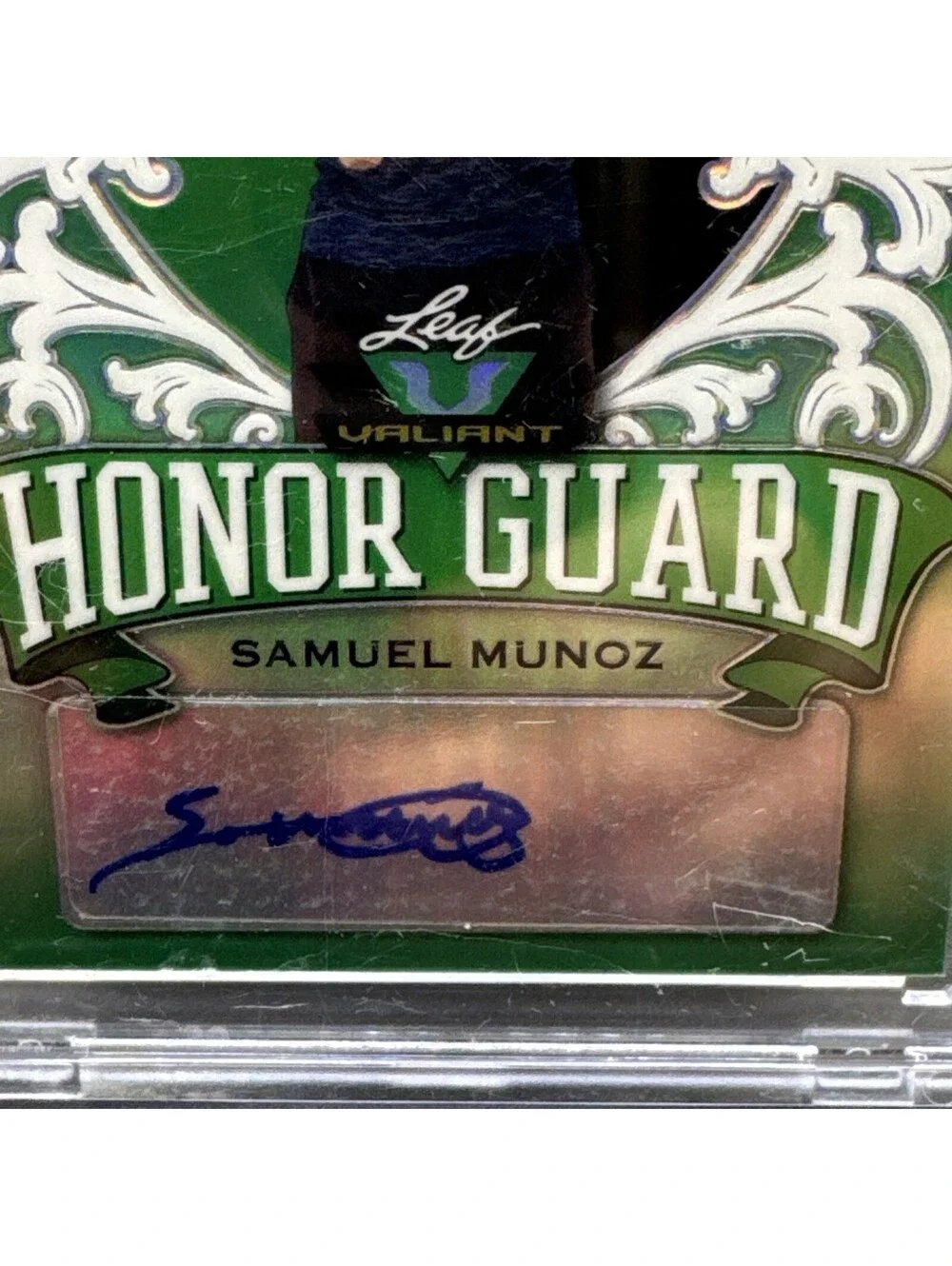 Samuel Munoz Signed Valiant Honor Guard HG-SM1 - 2021 Leaf with Protector